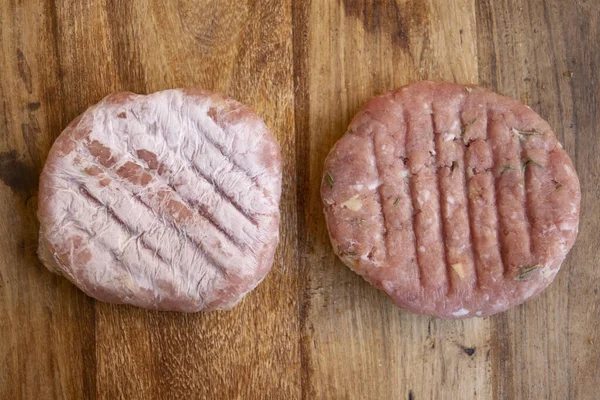 Gefrorene Hamburger Mit Weißem Und Rotem Fleisch — Stockfoto