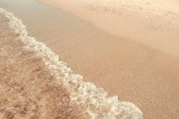 Kumsalda Güneş Işığı Yaz Mevsiminde Denizin Rahatlığı Güzelliği Kumlu Tropik — Stok fotoğraf