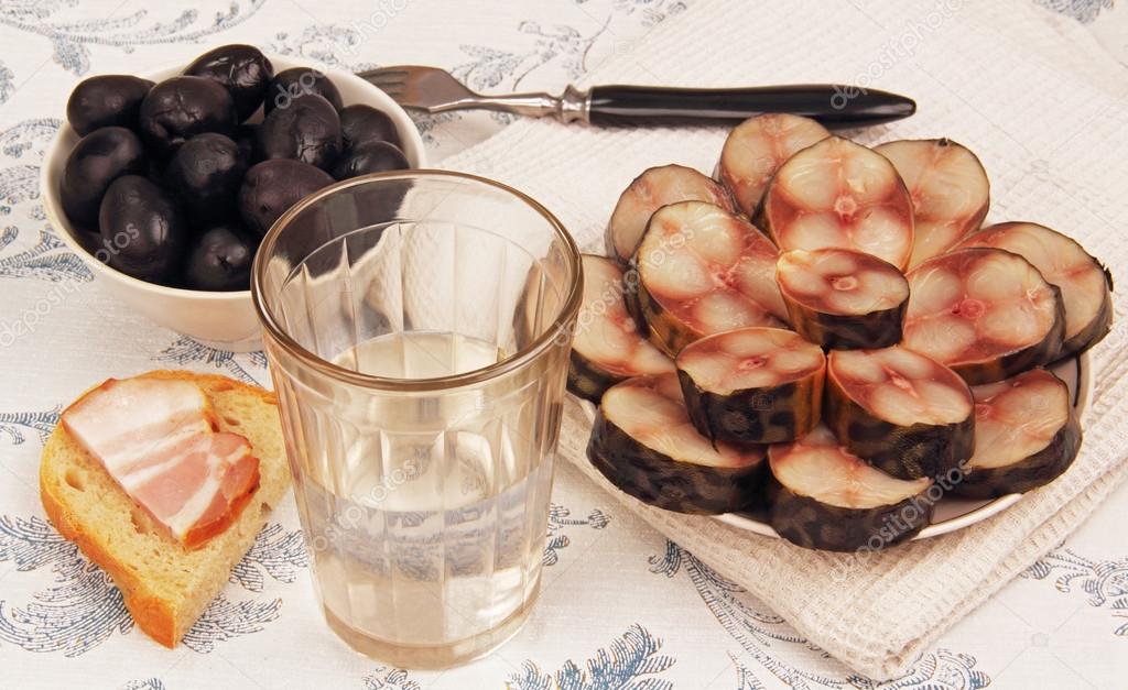 depositphotos_18181543-stock-photo-vodka