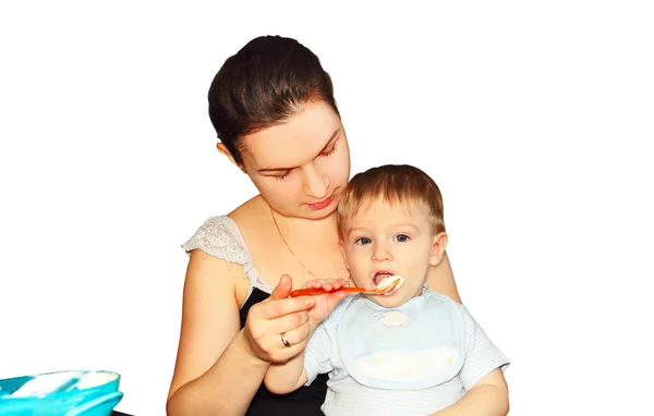 Mãe amamentando seu filho. — Fotografia de Stock