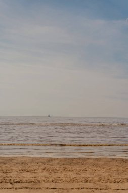 Kuzey Denizi üzerinde Hollanda 'da bir sahil..