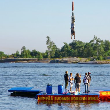 Vinç dan bungee jumping