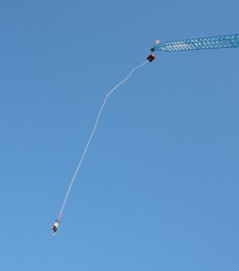 Vinç dan bungee jumping