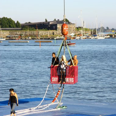 Vinç dan bungee jumping