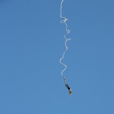 Vinç dan bungee jumping