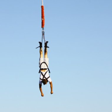 Vinç dan bungee jumping