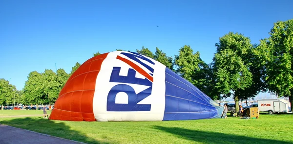 Le lancement traditionnel de la montgolfière — Photo