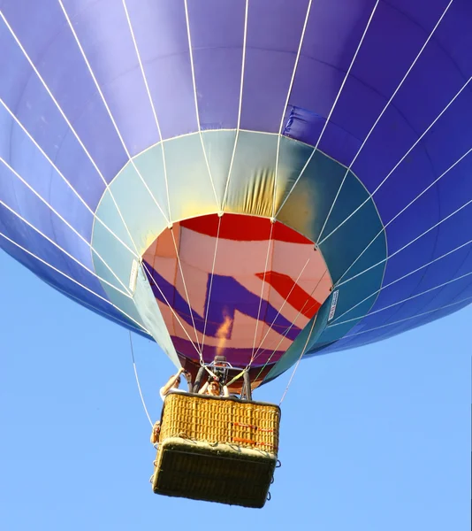 传统推出的热气球 — 图库照片