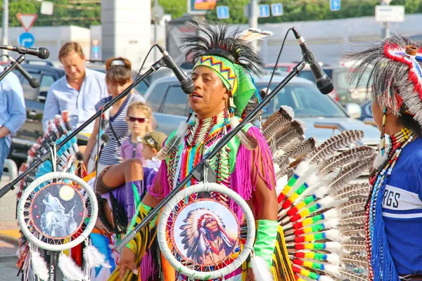 Native american indiska tribal grupp — Stockfoto
