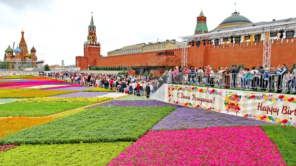 Flower Festival in Red Square in Moscow — Stock Photo, Image