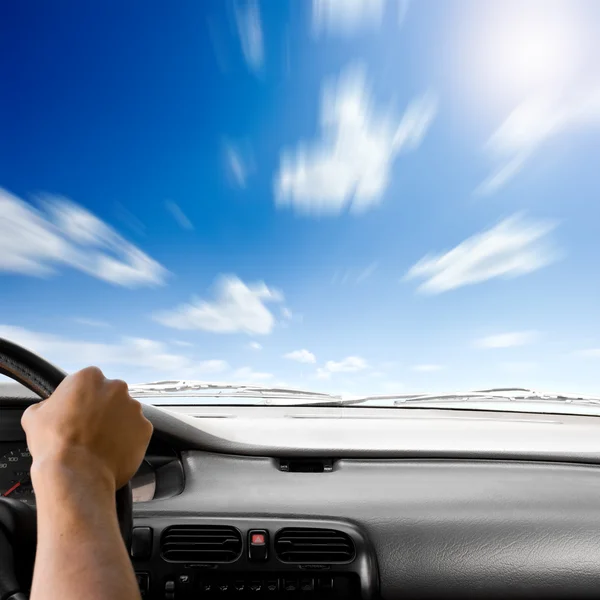 Steering wheel of a car and sky background — Stock Photo, Image