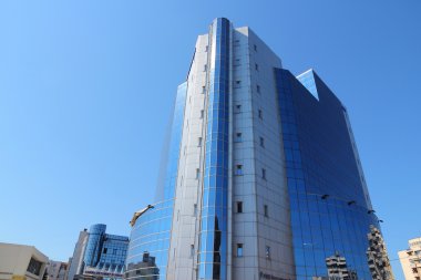 Bina, petrom Ploieşti