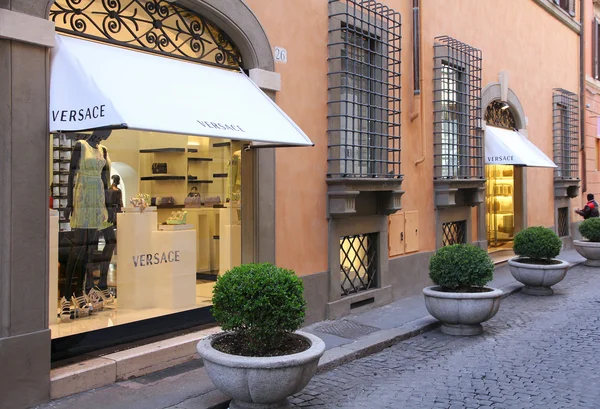 Versace en Roma, Italia — Foto de Stock