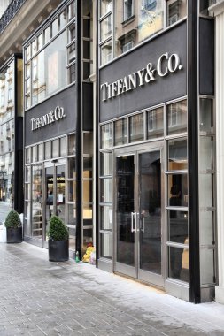 Tiffany ve co