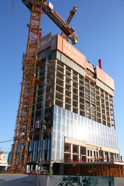 Skyscraper construction in Vienna — Stock Photo, Image