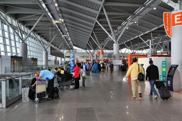 Aeroporto di Varsavia interno — Foto Stock