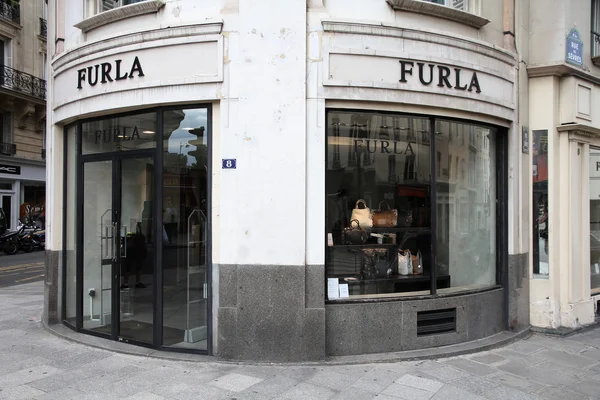 Furla sklep odzieżowy — Zdjęcie stockowe
