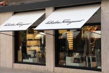 lüks moda