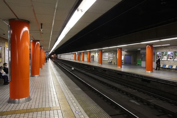 Järnvägsstationen i osaka — Stockfoto