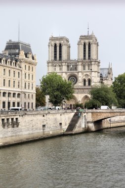 Notre Dame Katedrali
