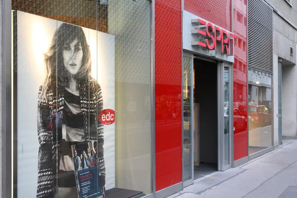 Esprit fashion store — Stock Photo, Image