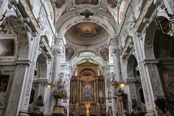 Відень - Домініканський собор — стокове фото