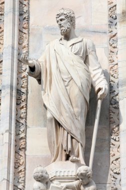 Saint justin heykeli