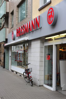 Rossmann kozmetik mağazası