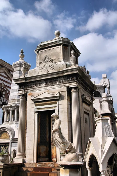 Milano - Cimitero Monumentale — Stock Photo, Image