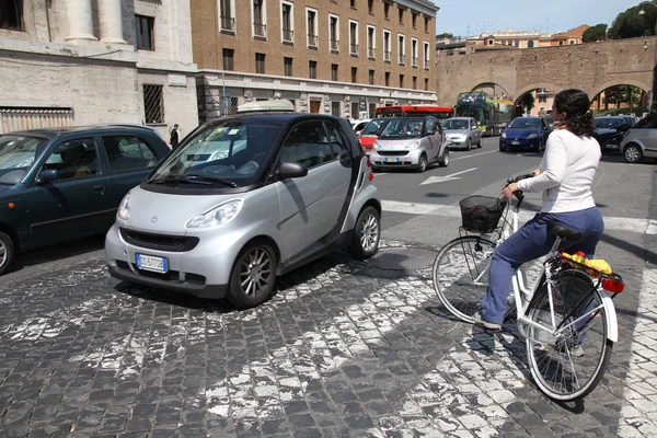 Ciclista em Roma — Fotografia de Stock