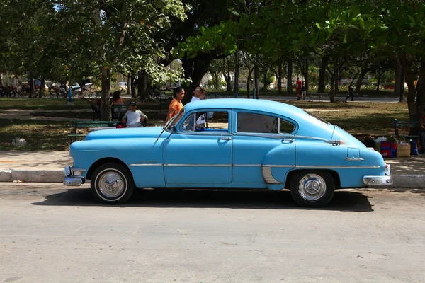 Кубинский автомобиль — стоковое фото