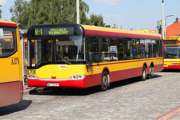 Solaris bus em Varsóvia — Fotografia de Stock