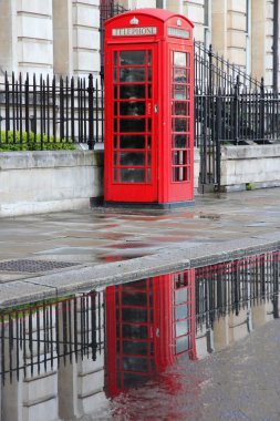 yağmurlu bir Londra
