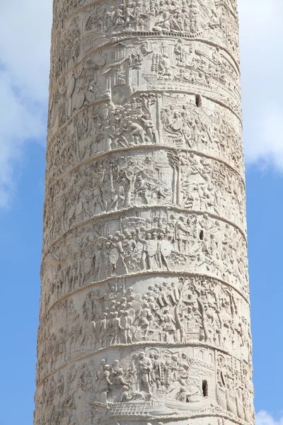 Рим - Траянская колонна — стоковое фото