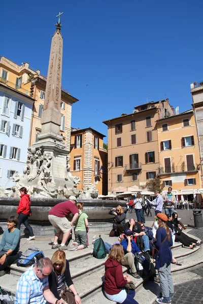 Rome tourists — Stock Photo, Image