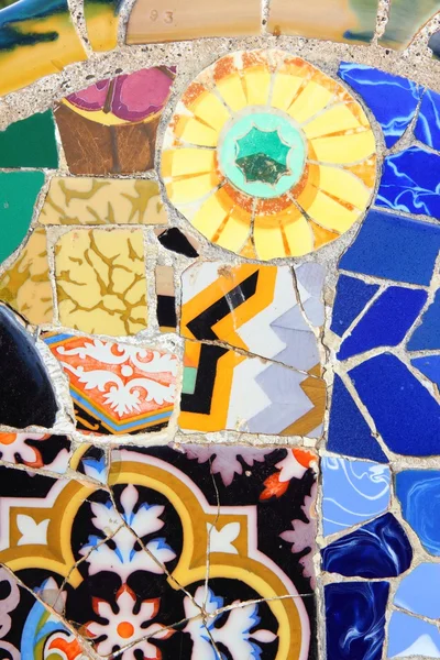 Ceramic art in Park Guell — Stock Photo, Image