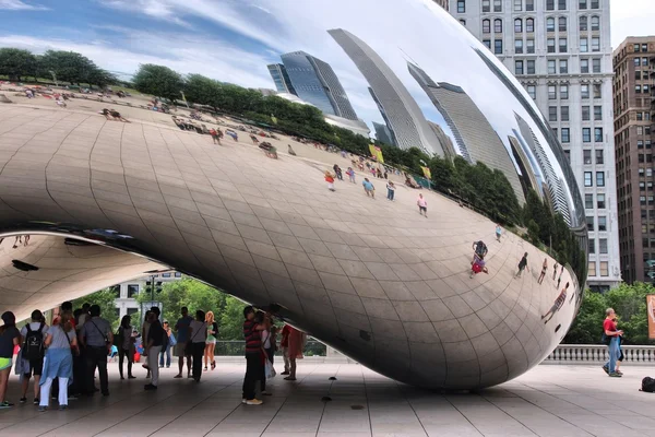 Чикаго - Cloud Gate — стоковое фото