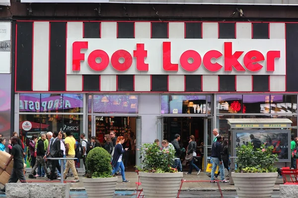 Foot Locker store — Stock Photo, Image