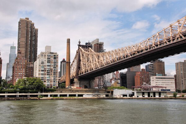 New York City, United States - Manhattan skyline and Queensboro bridge