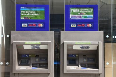 Banka ATM'lerinden