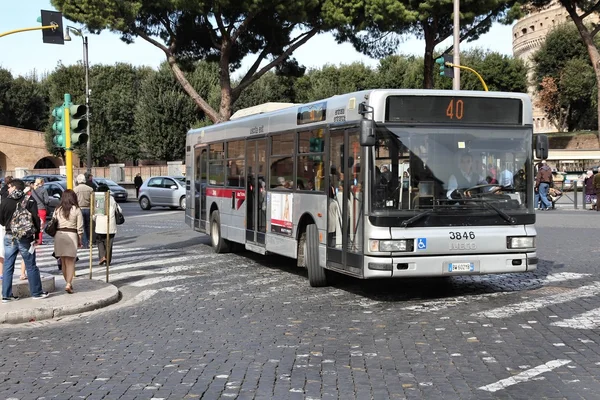 罗马公交车 — 图库照片