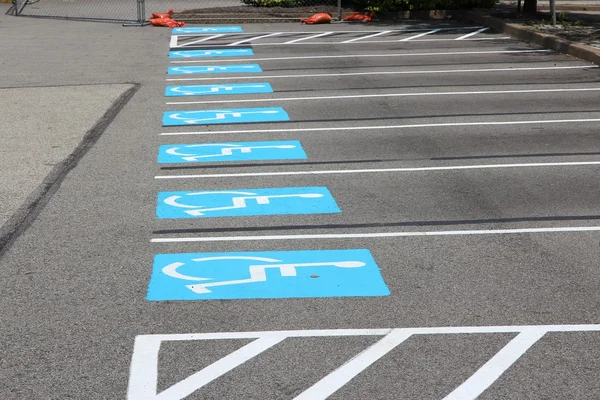 Parking pour handicapés — Photo