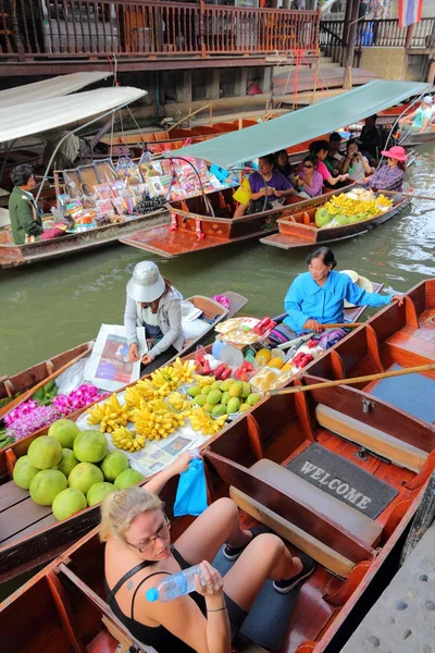 Úszó piac, Thaiföld — Stock Fotó