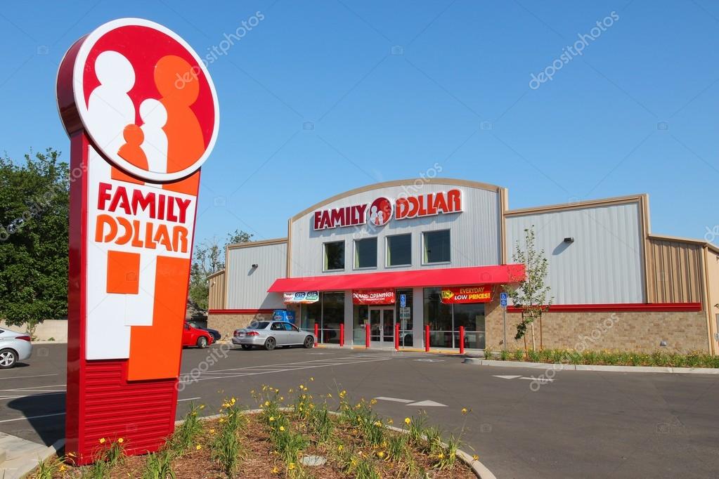 Family Dollar Stock Editorial Photo © tupungato 45518241