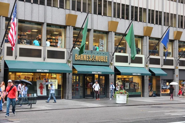 Barnes and Noble — Stock Photo, Image