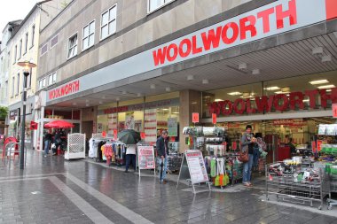 Woolworth GmbH store clipart