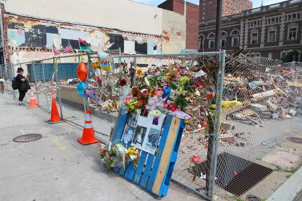 Philadelphia building collapse