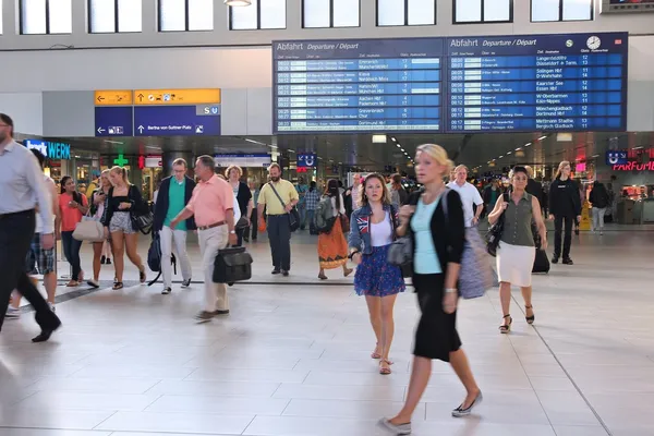 Dusseldorf centraal station — Stockfoto