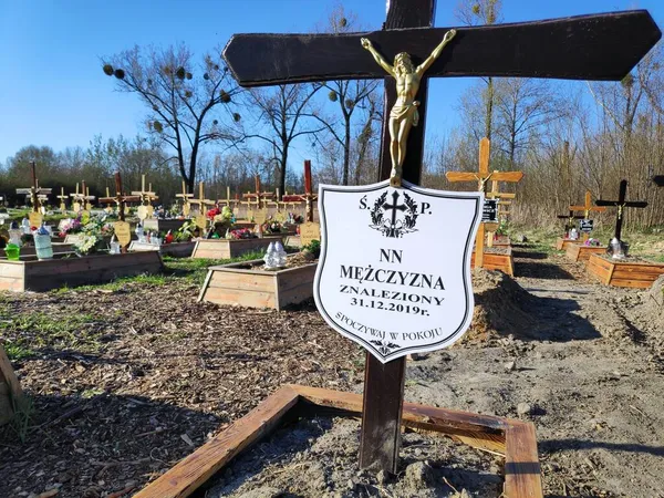 Bytom Poland April 2020 Simple Grave Unidentified Person Found Police — Stock Photo, Image