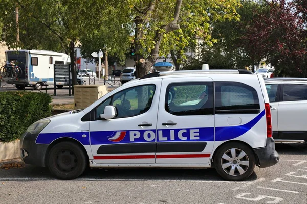 Arles Francja Październik 2021 Lokalna Policja Francuska Citroen Berlingo Samochód — Zdjęcie stockowe